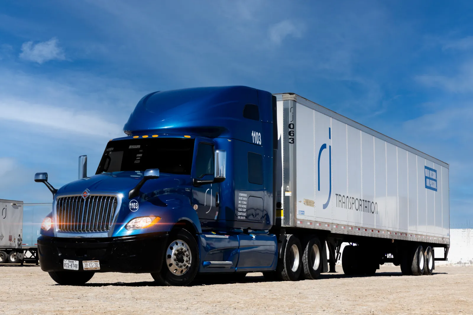 RJ Transportation border crossing services